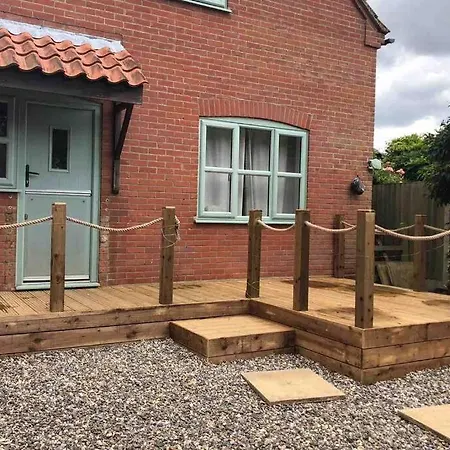 Ramblers Retreat Villa Saxthorpe Exterior photo